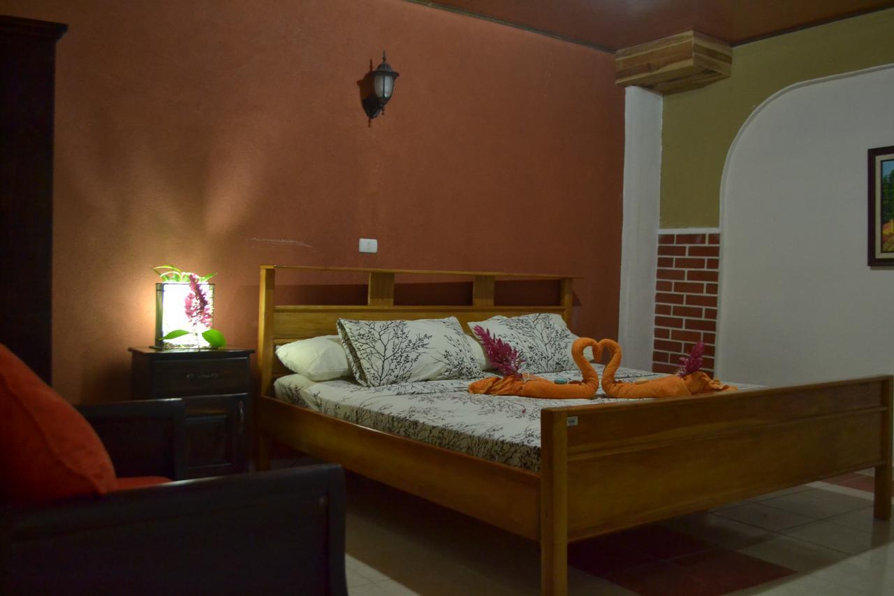 Hotel Rustico Santa Teresa Carmen  Ngoại thất bức ảnh